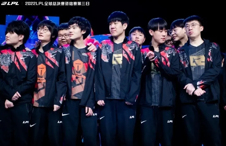 武切维奇的 武切维奇的